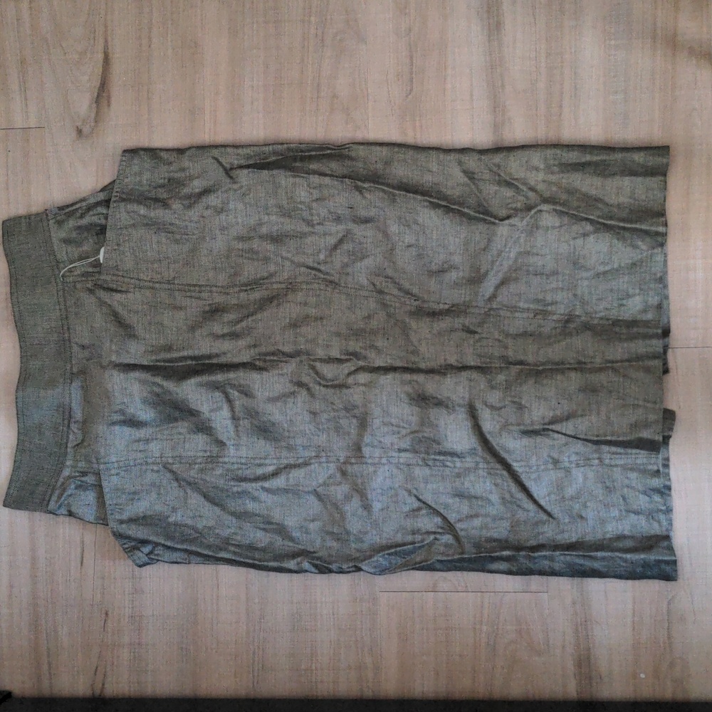Tahari Skirt